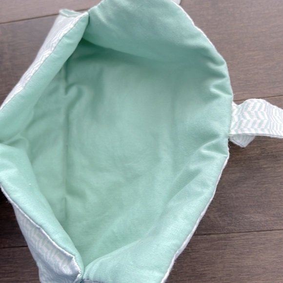 ETSY Women’s Seafoam Mint Green Chevron Makeup Bag, Glass Case, Purse, Pen Case - Picture 6 of 6